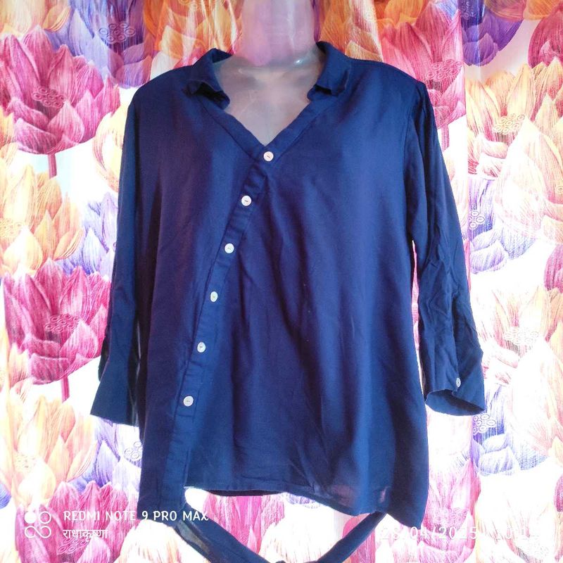 Beautiful Shirt Office Look