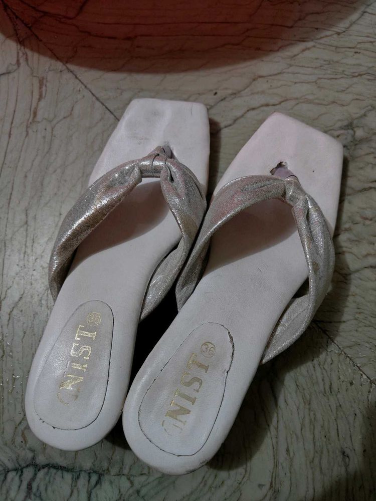 Cute Silver Flipflops