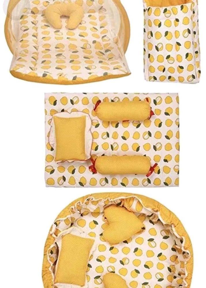 Baby bedding Set of 4 with pillows