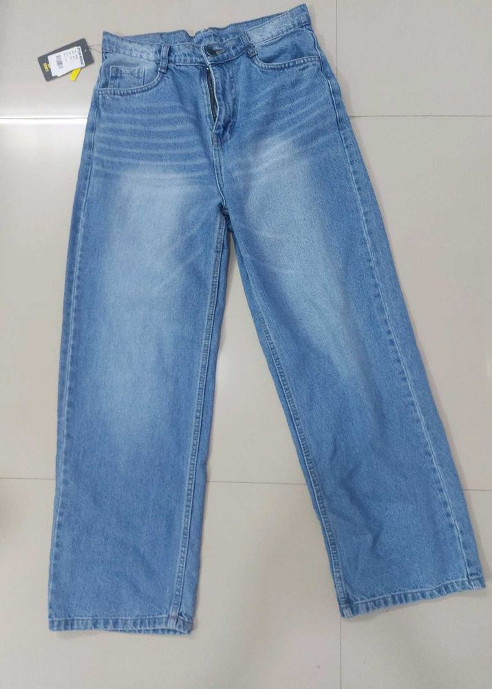 Straight fit Blue Jeans