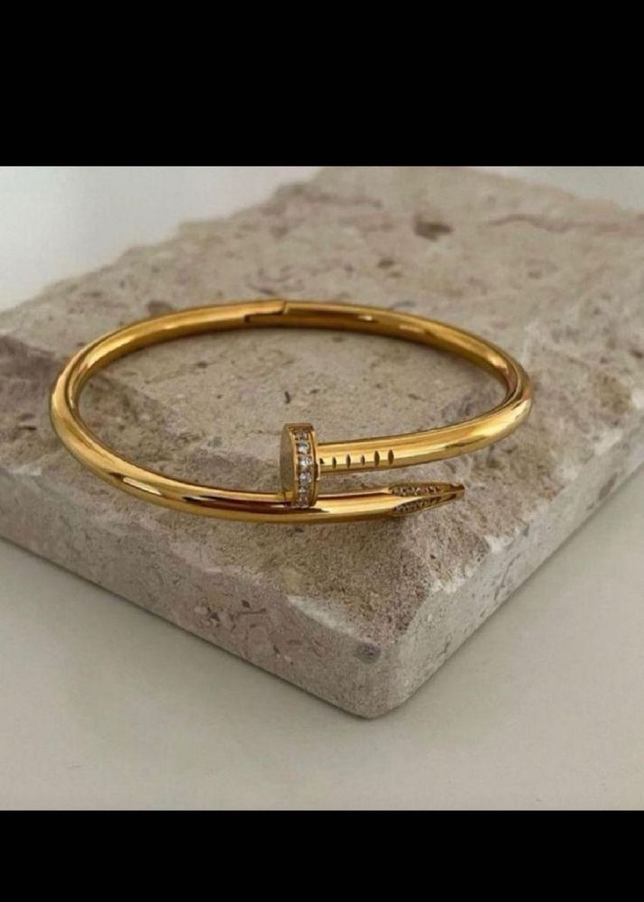 Studeed Gold Nail Bangle Bracelet