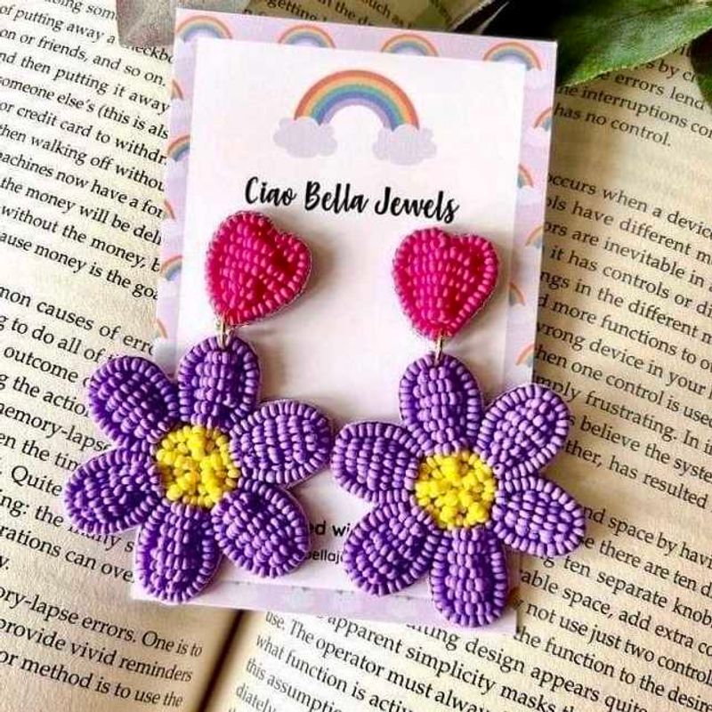 Daisy Purple Earrings 🌺