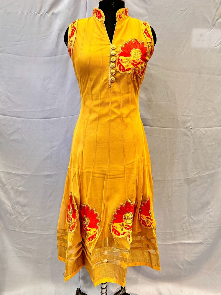 Net Gowns M Size