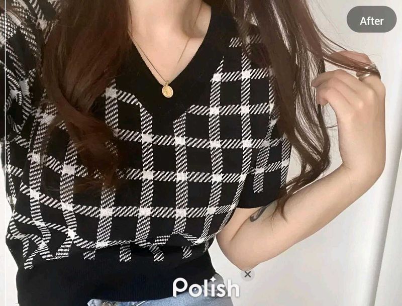 New With Tag Korean Boxy Cute Top