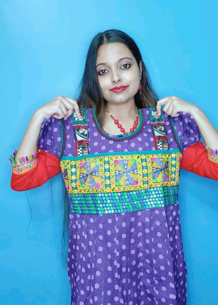 Exclusive Women&#39;s Navratri Kurti 💜