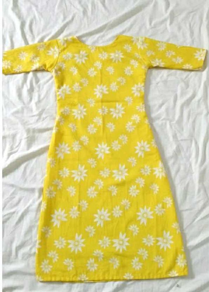 Yellow Floral Print Kurti size:- M