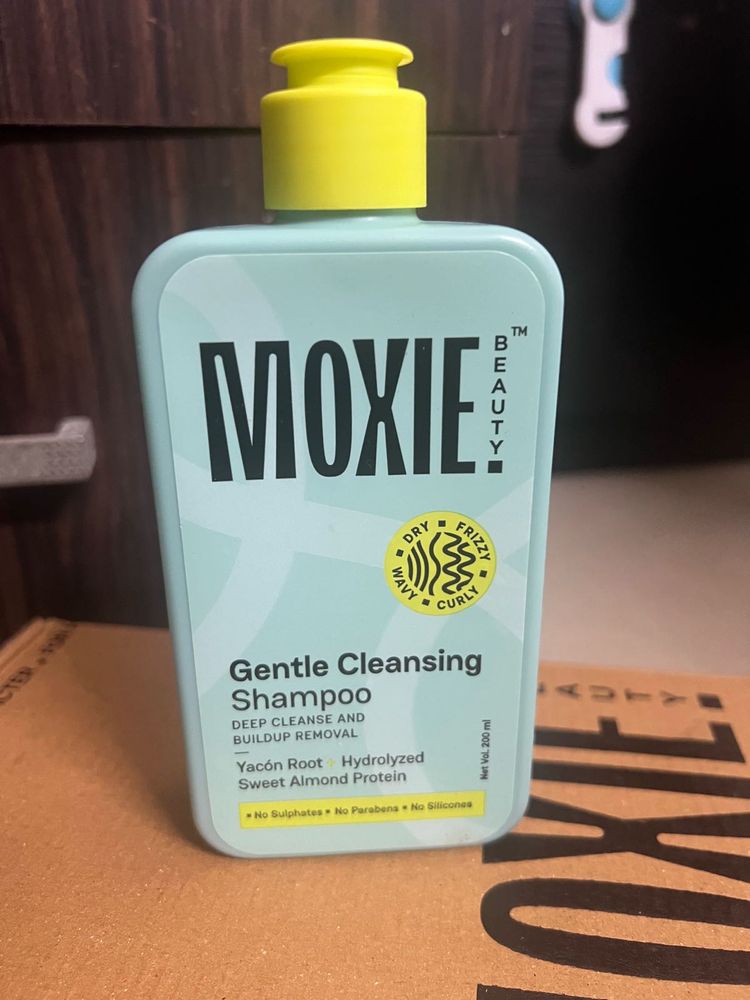 Moxie Beauty Gentle Cleansing Shampoo