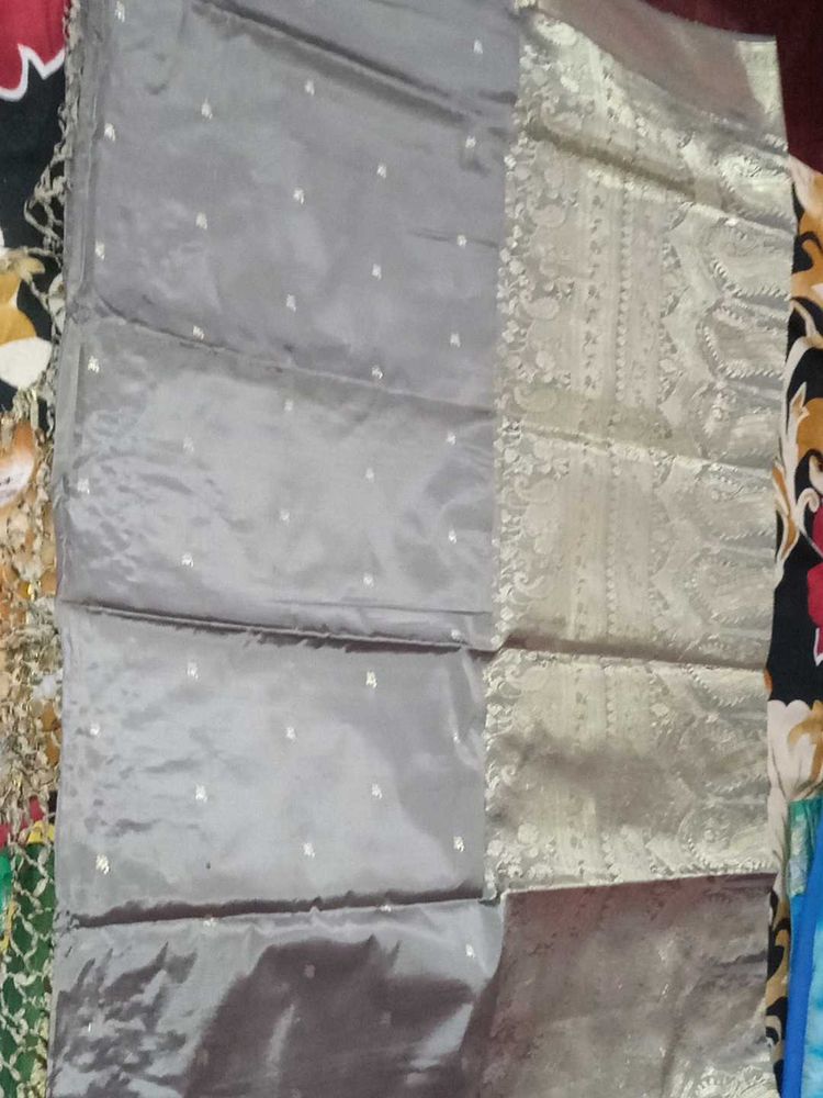 Elegant Grey Saree