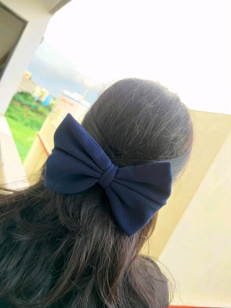 Combo Of Hair Bow &amp; Scrunchie ✔️