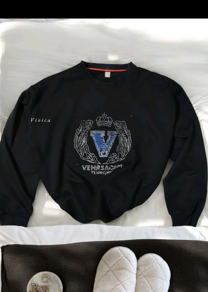 Black Sweatshirt (Unisex)
