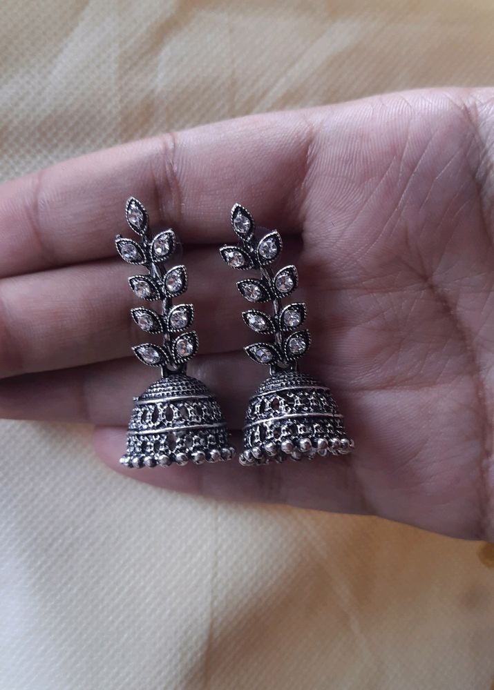 Oxidized Ear Ring Pair