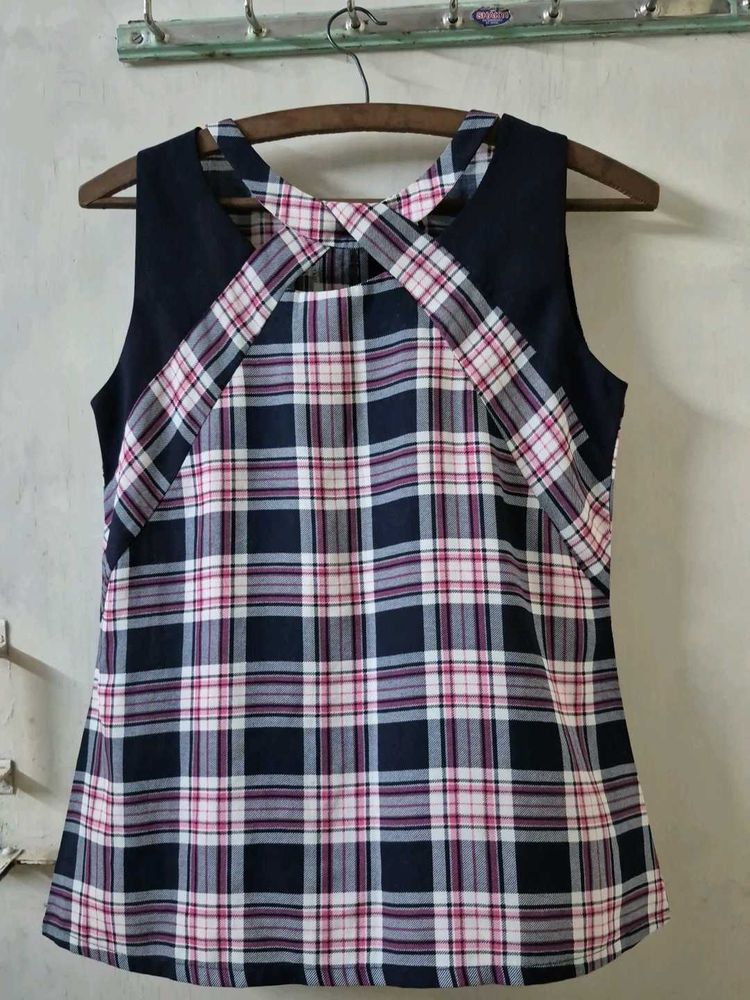 Checks Women Top.