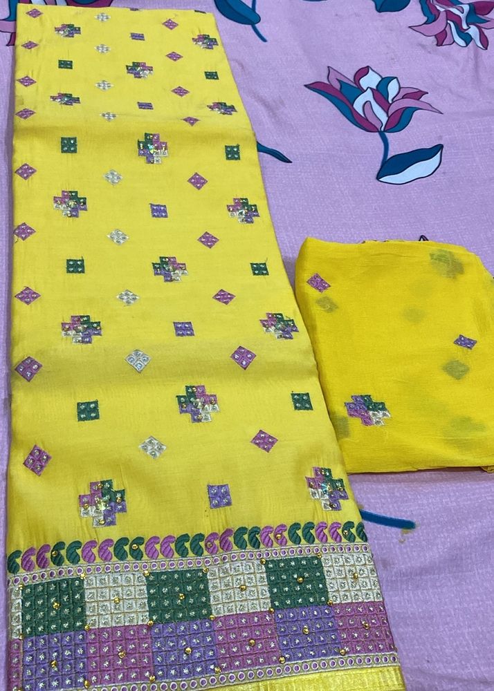 Haldi Look Multicolour Thread Lightly Stone Full