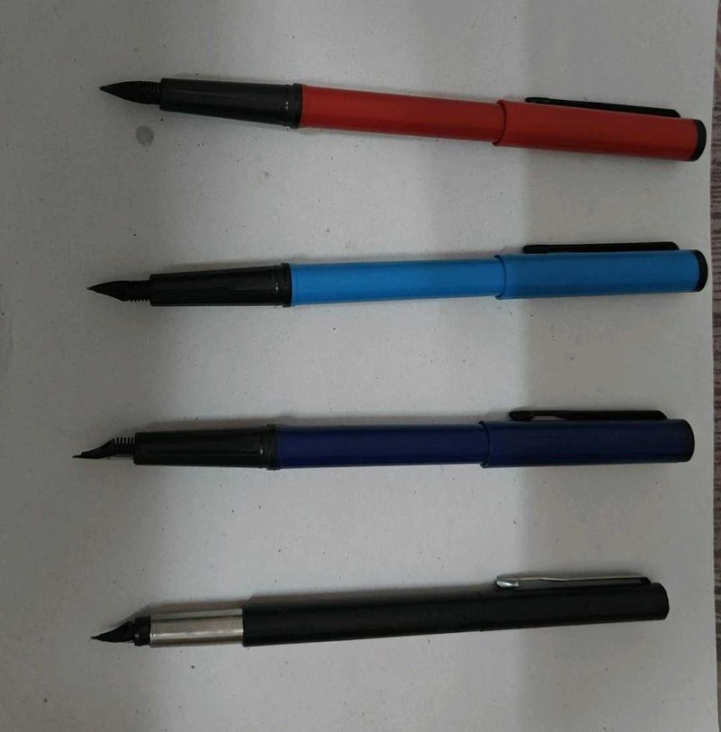 4 Parker Fountain Pens For Sell