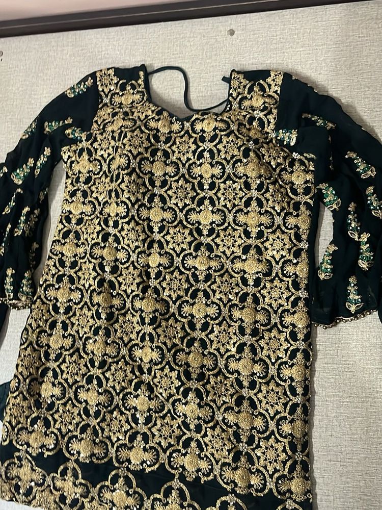Embroidered Kurta Set