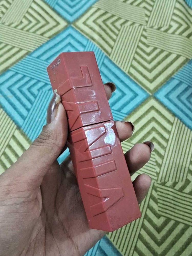 Maybelline Vinyl Ink Lipstick Irresistable62