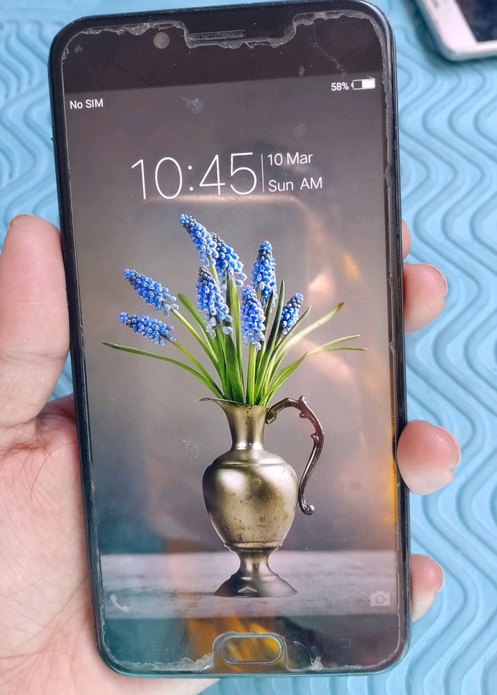 Vivo Y1 Android Phone