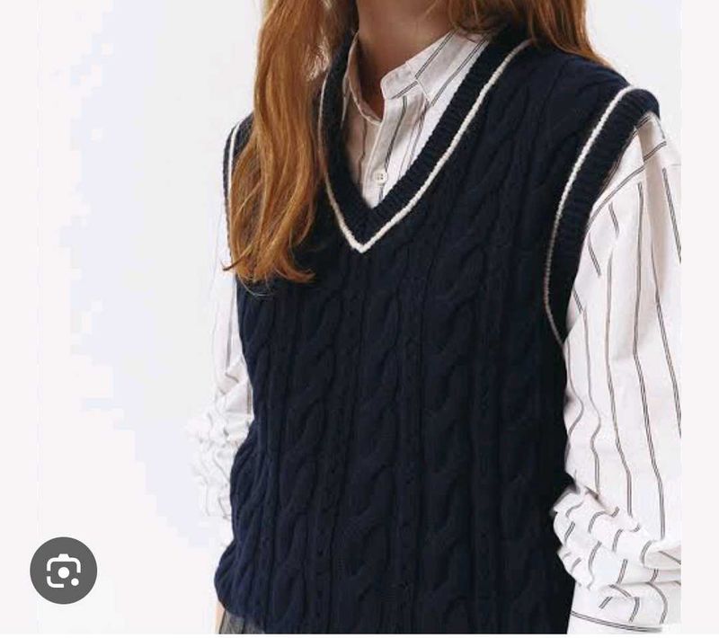 Vest Navy Blue Brand New/ Fit S,M Both, Never Used