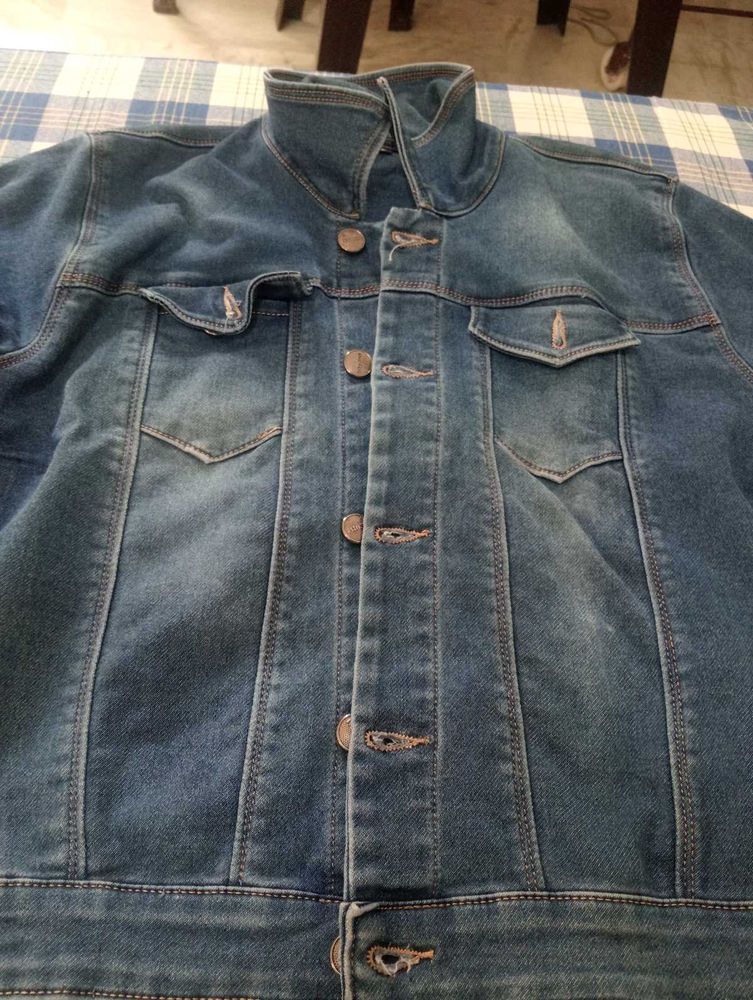 Cropped Denim Jacket