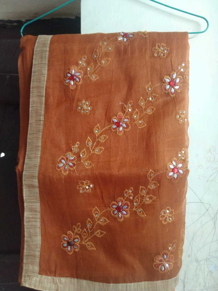 Brown Net Saree With Embroidery