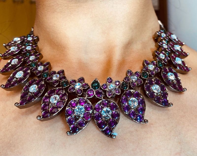 Precious black finish kemp Jewellery - premium