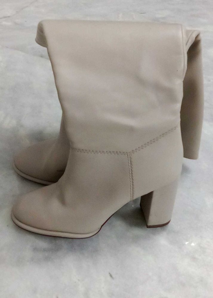 Beige Boots