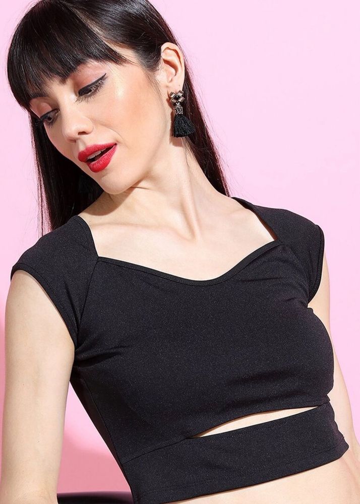 Chic Black Cutout Crop Top