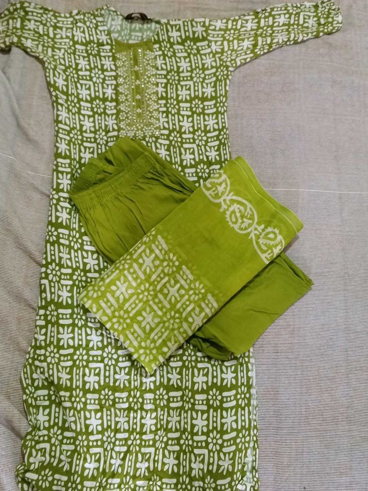 Green Printed Kurta Set