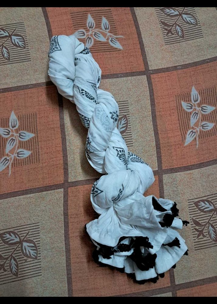 Elegant White Dupatta