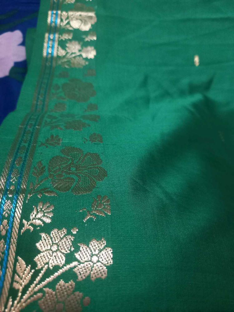 OFFER ✨️Dark Green Saree