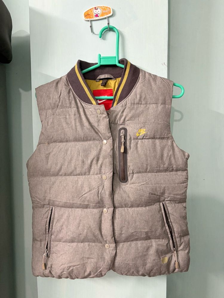 Nike Puffer Vest