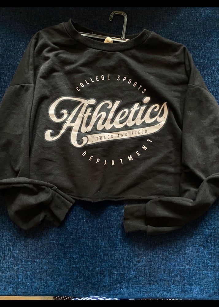 AJIO Sweatshirt