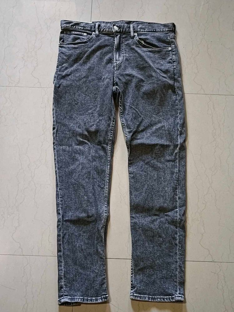 H&amp;M Acid Wash Grey Jeans