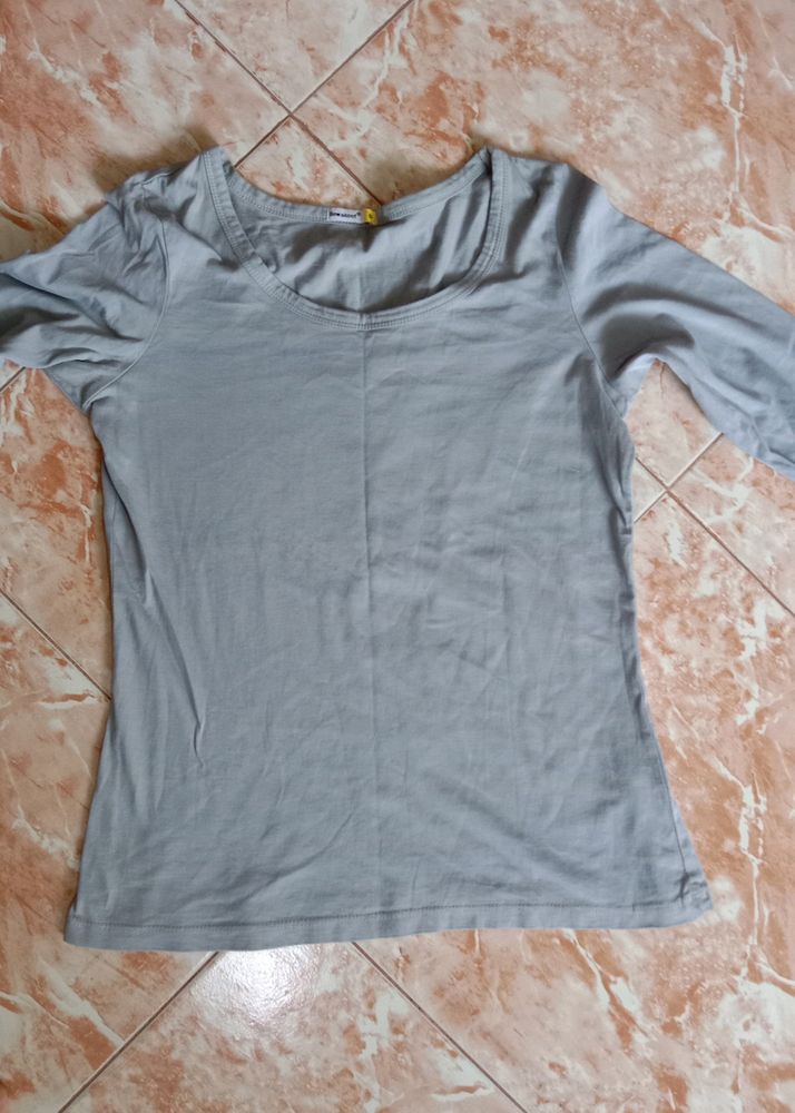 Bewakoof Long Sleeves Tshirt