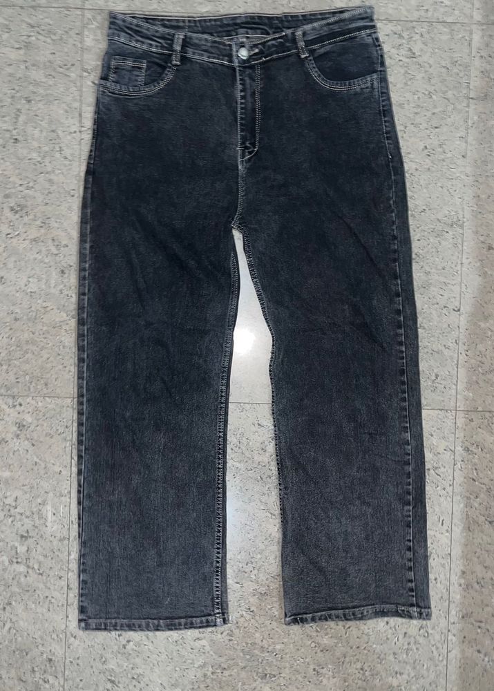 Trendy Black Jeans