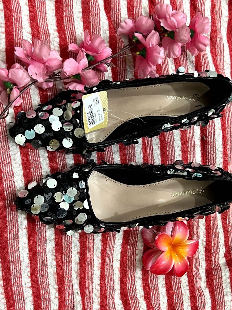 Stelatoes Sparkly Black Ballerinas