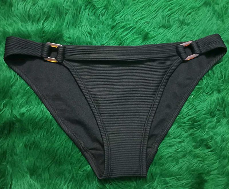 Black Bikini new 🆕 🎀Bottom