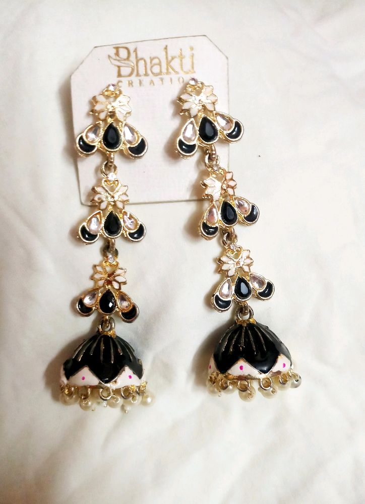 Black &amp;white Jhumka