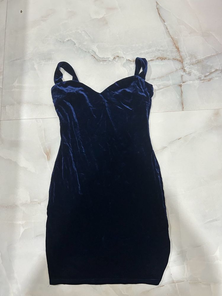 Urbanic Blue Velvet Bodycon Dress