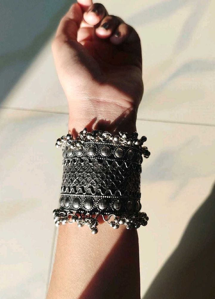 Silver Oxidised Cuff Ghunghroo Bracelet