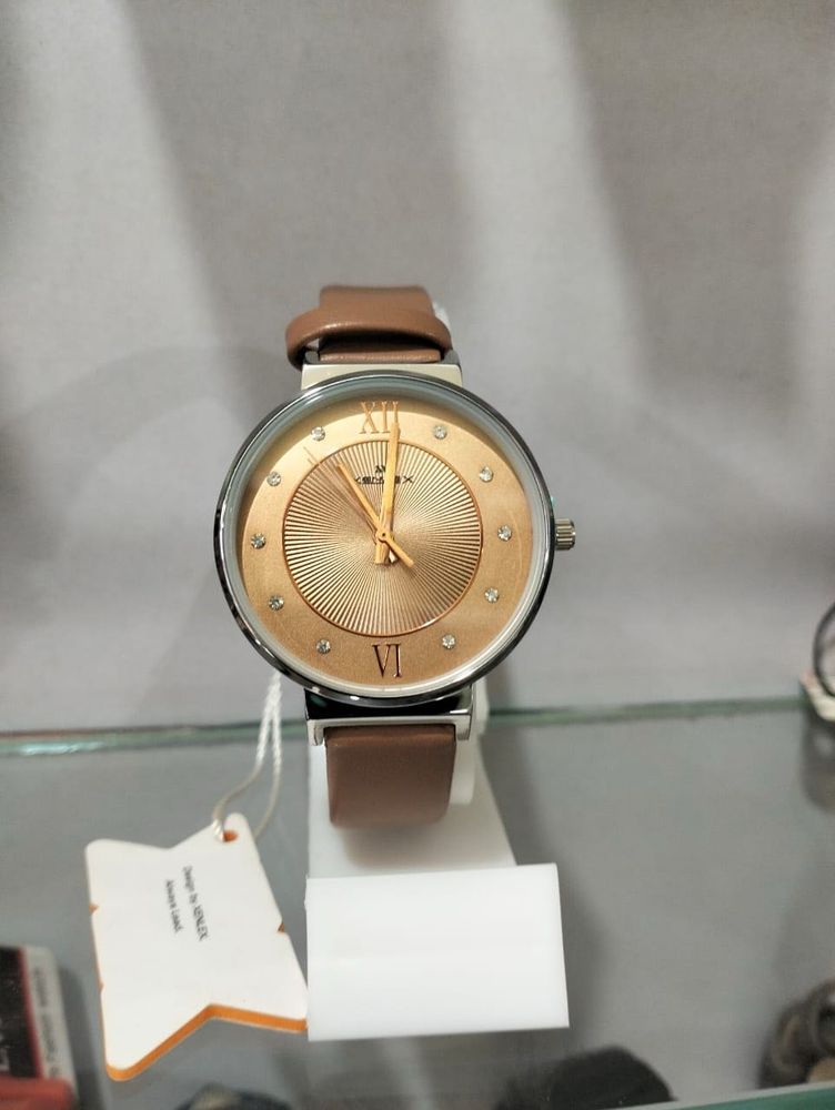 Henler Gold Watch