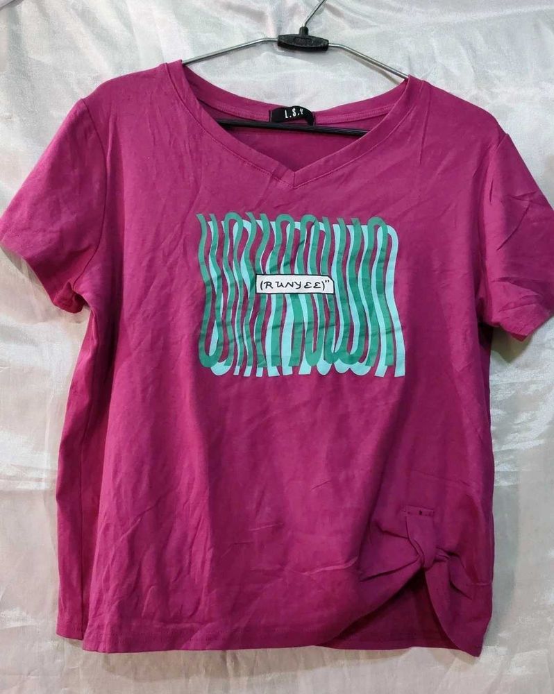 Magenta Graphic Print Tee💜