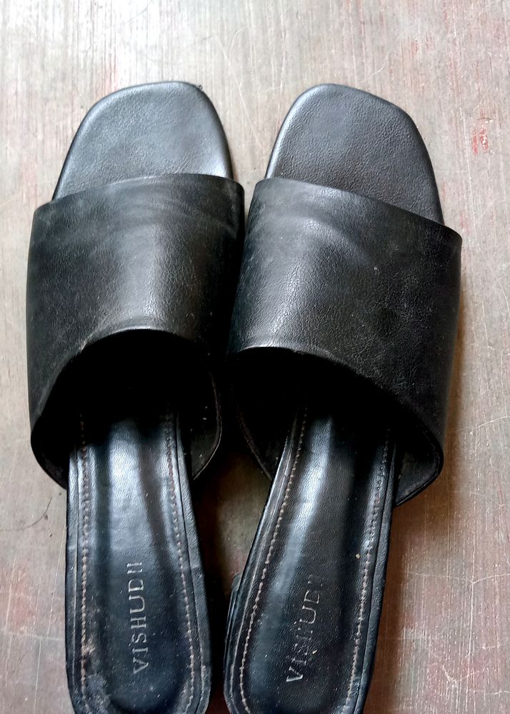 🔝⬆️Black heel shoes