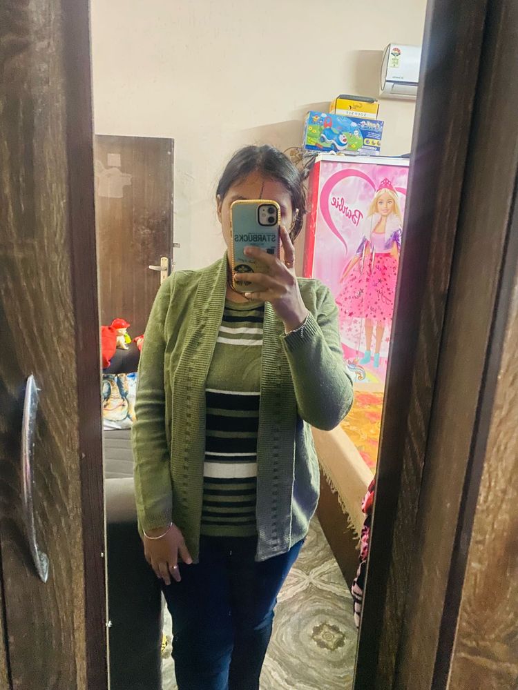 Stylish Green Cardigan