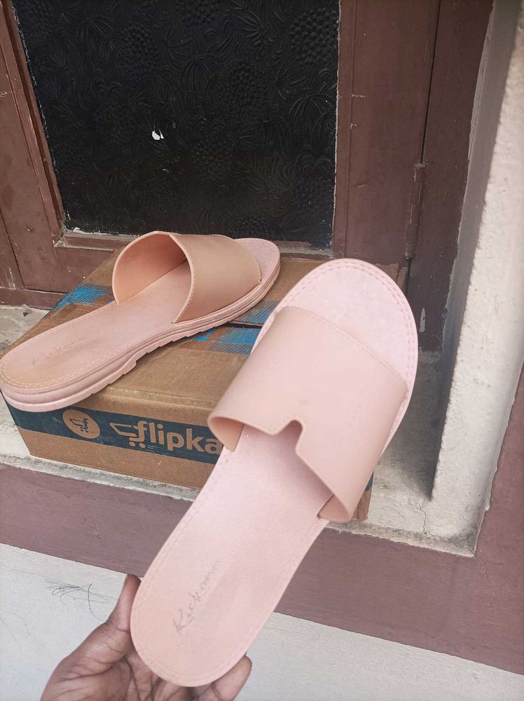 stylish Pinkie flat For Women