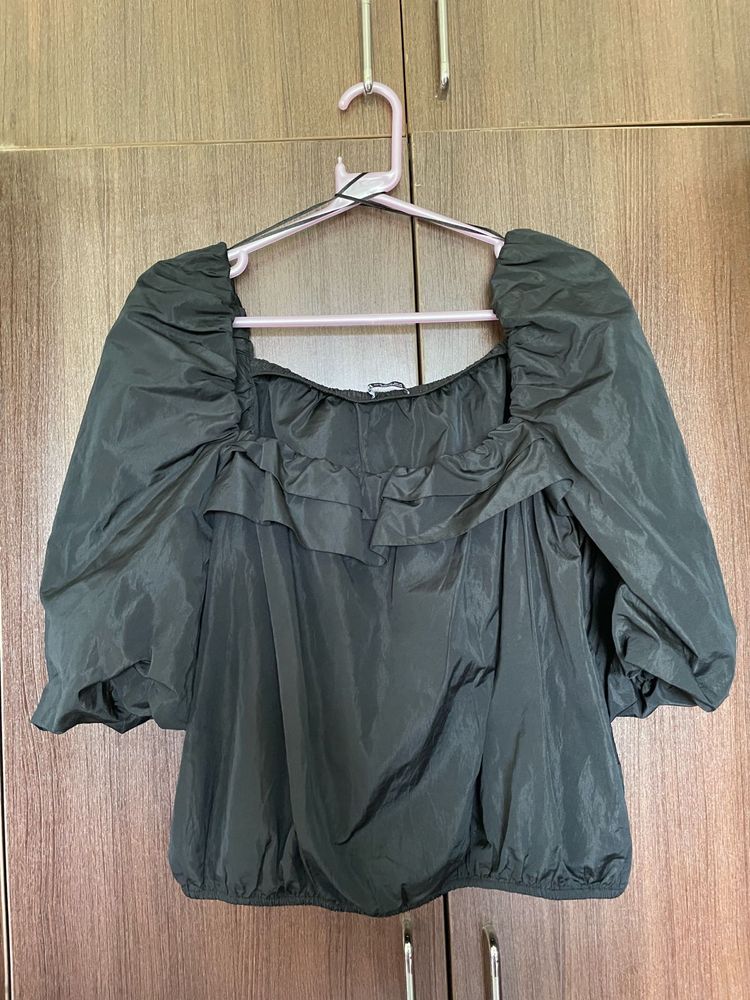 Zara Chic Black Off-Shoulder Top