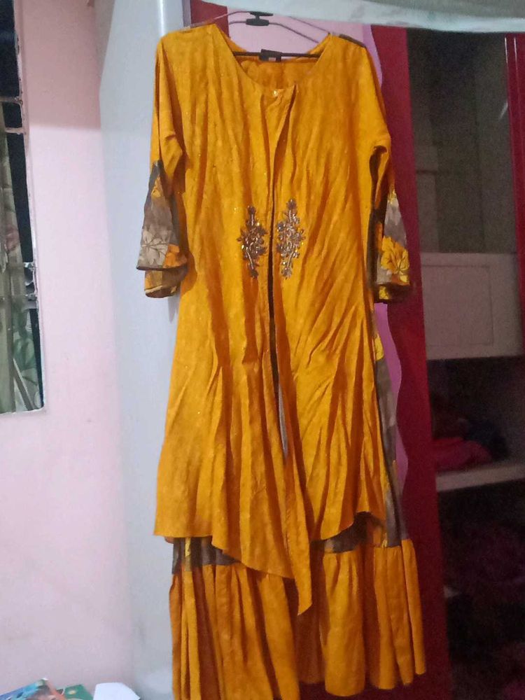 Elegant Ethnic Kurta Set