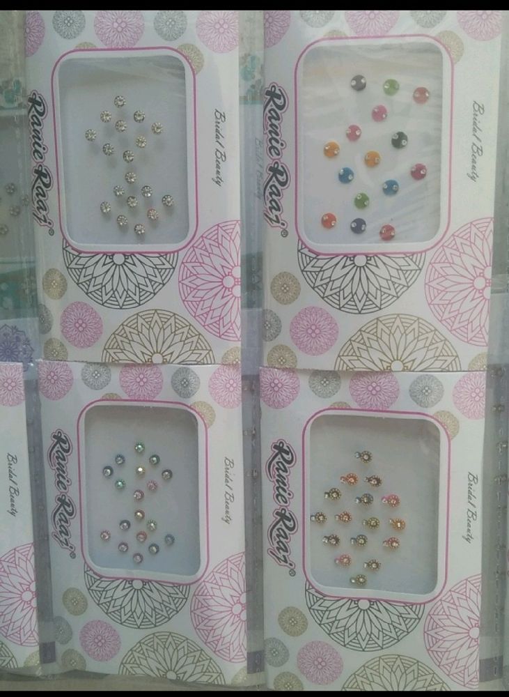 Stone Kumkum Bindi 17 Pouch Combo