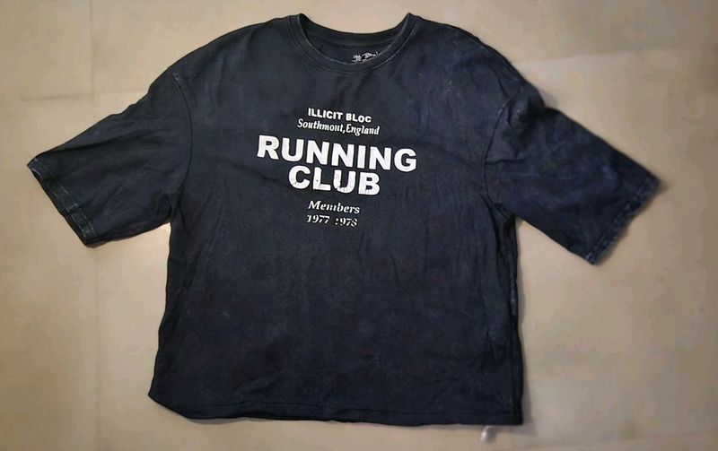 Vintage Running Club Graphic Tee
