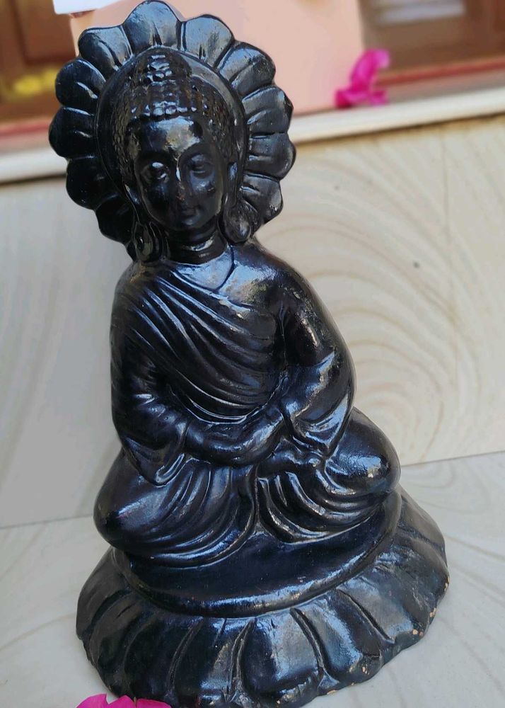 Buddha Statue